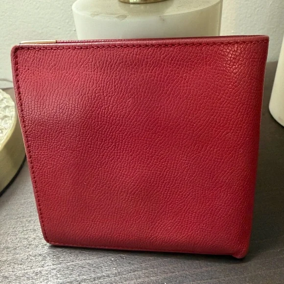 Yves Saint Laurent Scarlet Leather Wallet with Gold Detail - Picture 3 of 8